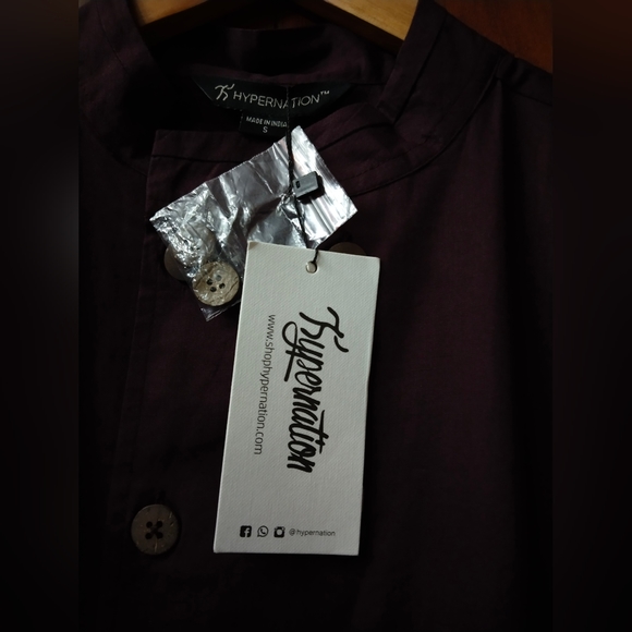 HYPERNATION Men's Solid Pure Cotton brown Kurta - Picture 3 of 9
